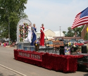 SaraParade 013